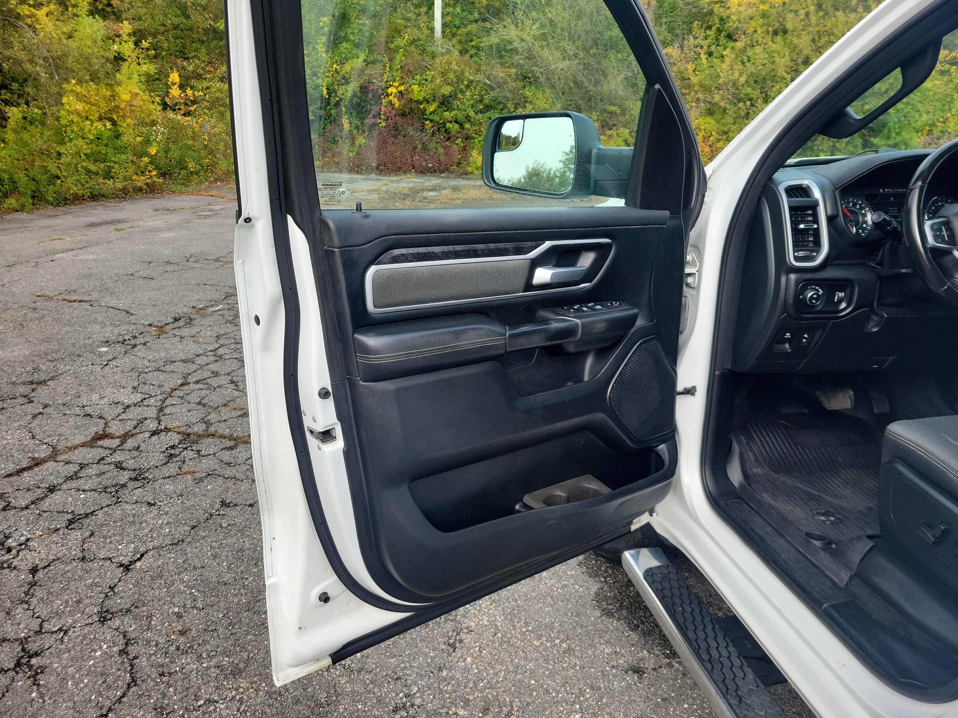 Used 2021 RAM 1500 Big Horn AWD/4WD image 15