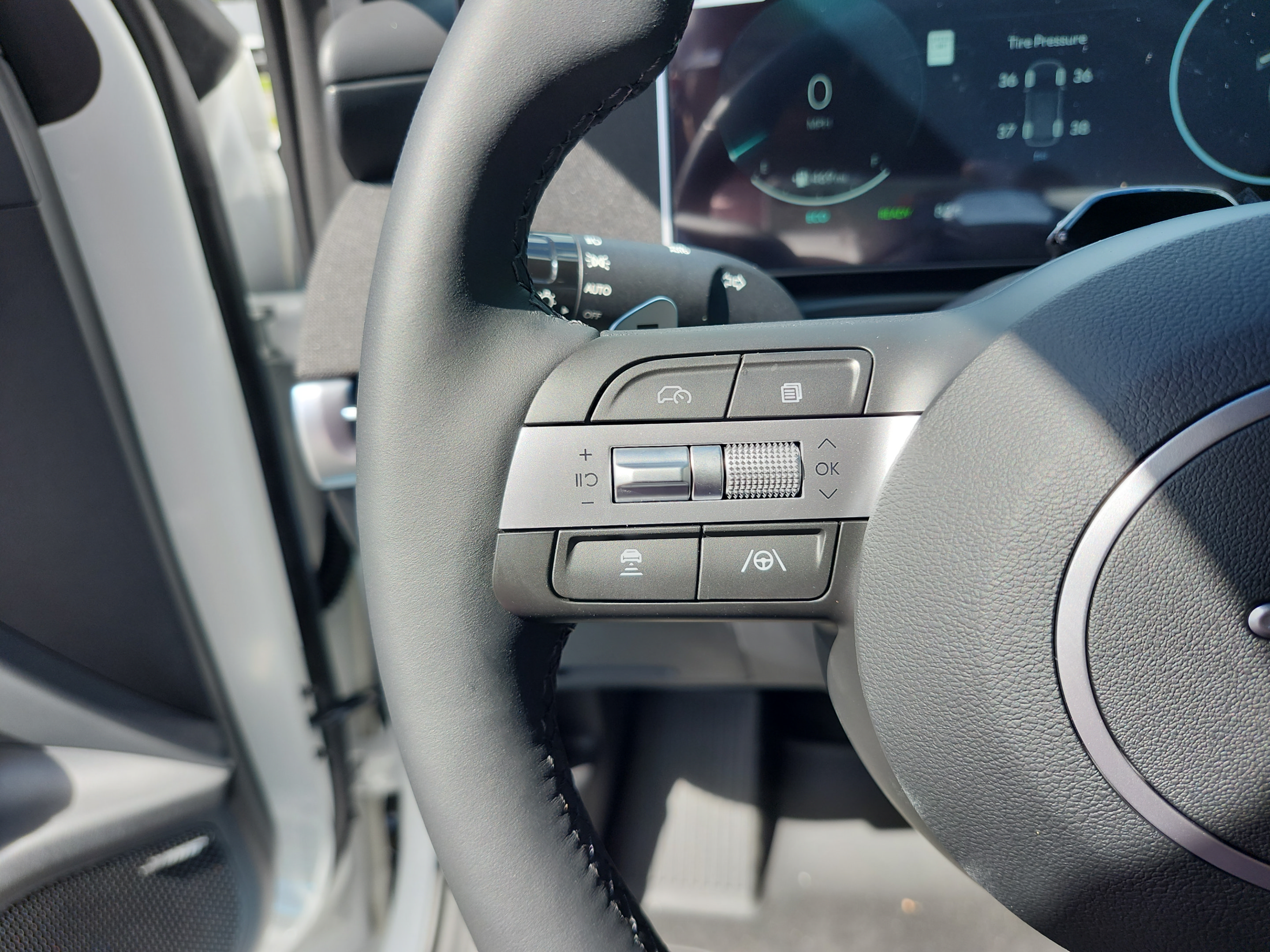 New 2026 Hyundai Tucson Limited AWD/4WD image 13
