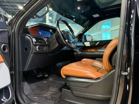Used 2021 Lincoln Navigator L Reserve RWD image 16