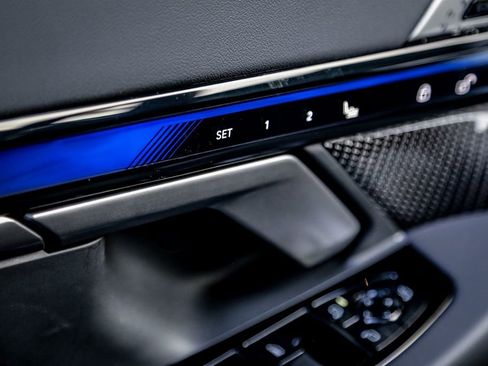 New 2026 BMW M5 Touring image 21