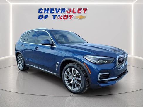 Used 2022 BMW X5 xDrive40i AWD/4WD image 1