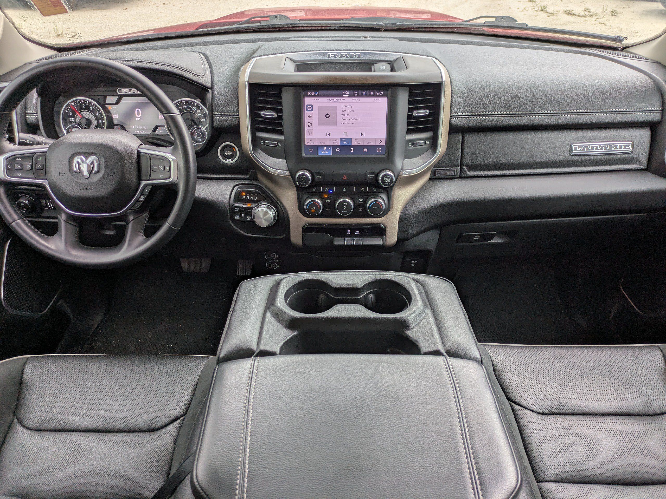 Used 2022 RAM 1500 Laramie AWD/4WD image 13