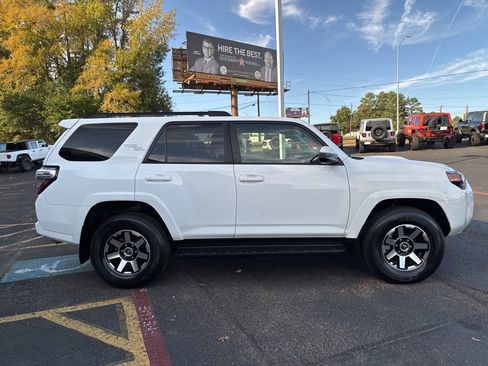 Used 2023 Toyota 4Runner TRD Off-Road image 5