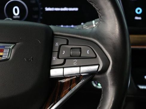 Used 2023 Cadillac Escalade Premium Luxury AWD/4WD image 24