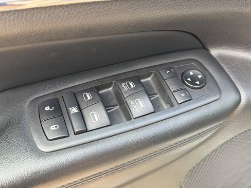 Used 2021 Jeep Grand Cherokee Limited AWD/4WD image 12