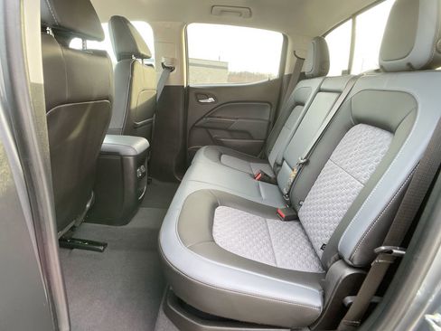 Used 2022 Chevrolet Colorado Z71 image 23