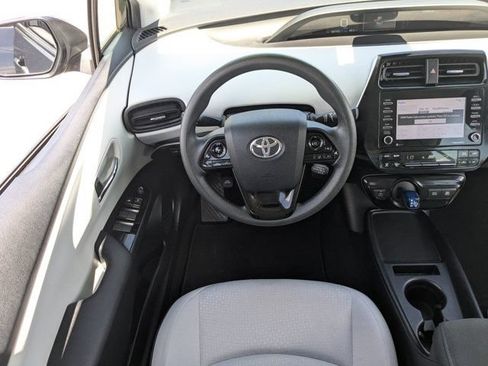 Used 2021 Toyota Prius LE FWD image 16