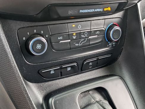 Used 2020 Ford Transit Connect XL image 21