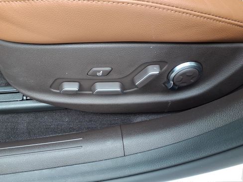 Used 2024 Genesis G80 Advanced image 12