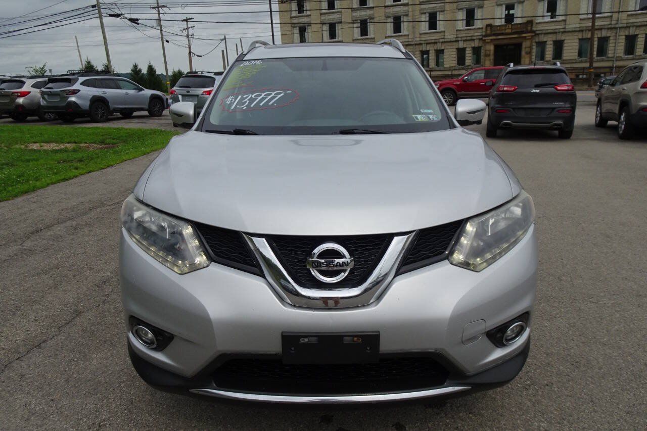 Used 2016 Nissan Rogue SV w/ SV Premium Package AWD/4WD image 3