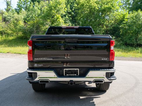 Used 2019 Chevrolet Silverado 1500 LTZ w/ LTZ Plus Package AWD/4WD image 4