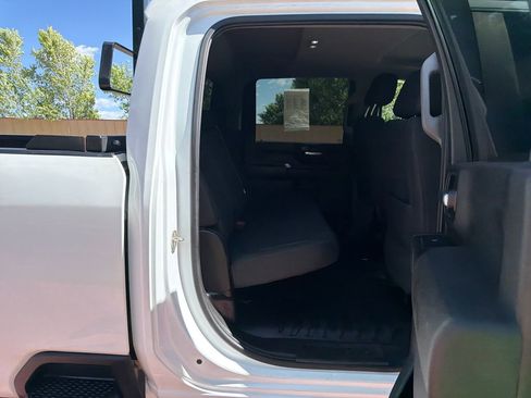 Used 2020 Chevrolet Silverado 3500 LT AWD/4WD image 28
