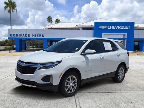 Used 2024 Chevrolet Equinox LT AWD/4WD image 2