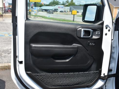 Used 2022 Jeep Wrangler Unlimited Sport AWD/4WD image 11