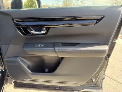 Used 2025 Honda CR-V Sport Touring image 32
