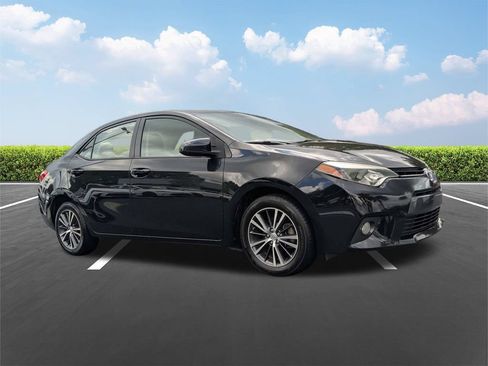 Used 2016 Toyota Corolla LE w/ Driver Convenience Package FWD image 5