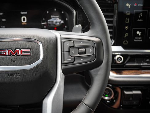 Used 2024 GMC Sierra 1500 Elevation AWD/4WD image 20