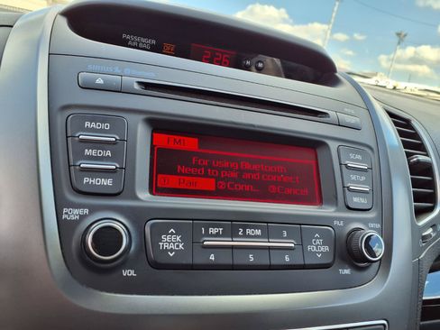 Used 2015 Kia Sorento LX FWD image 7