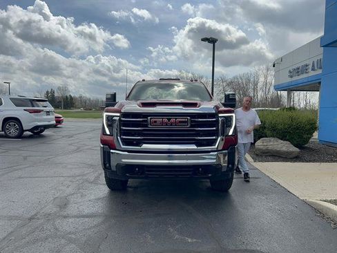 New 2026 GMC Sierra 2500 SLT AWD/4WD image 2