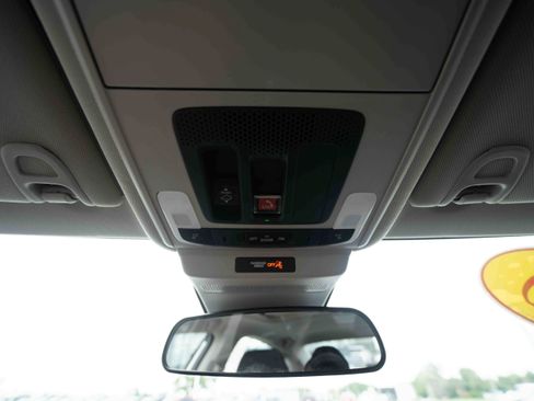 Used 2025 Honda Accord SE image 18