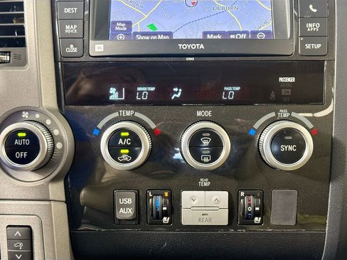 Used 2013 Toyota Sequoia Platinum image 16