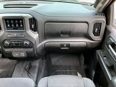 Used 2019 Chevrolet Silverado 1500 Custom w/ Custom Value Package AWD/4WD image 25