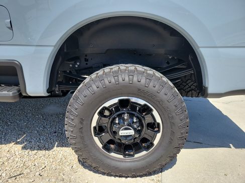 Used 2026 Ford F250 Lariat w/ Tremor Off-Road Package AWD/4WD image 8