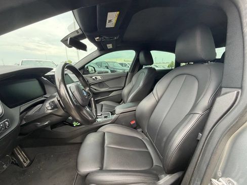 Used 2022 BMW 228i Gran Coupe w/ M Sport Package FWD image 9