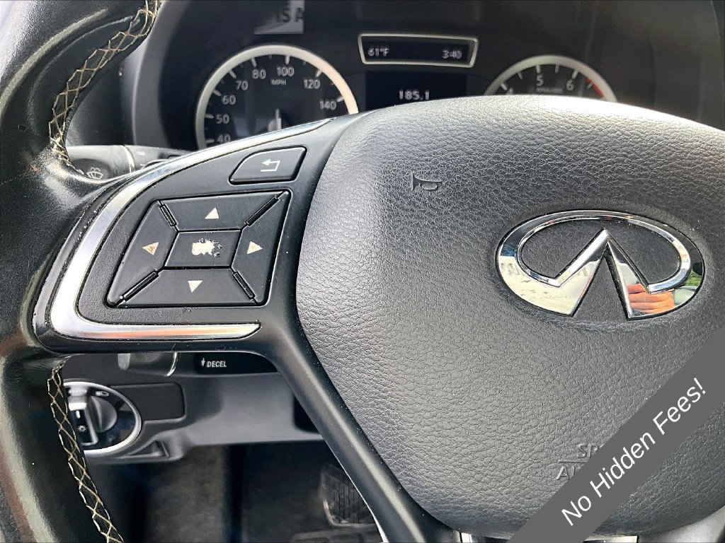 Used 2017 INFINITI QX30 AWD image 15