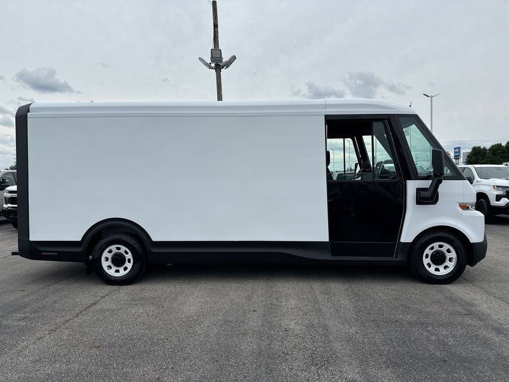 Used 2024 Chevrolet Brightdrop 600 w/ Battery Pack, Max Range AWD/4WD image 6