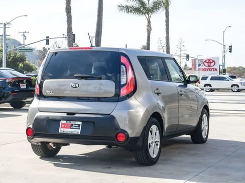 Used 2016 Kia Soul image 7