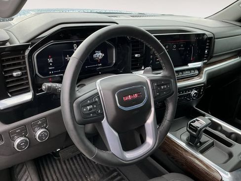 Used 2026 GMC Sierra 1500 Elevation AWD/4WD image 10