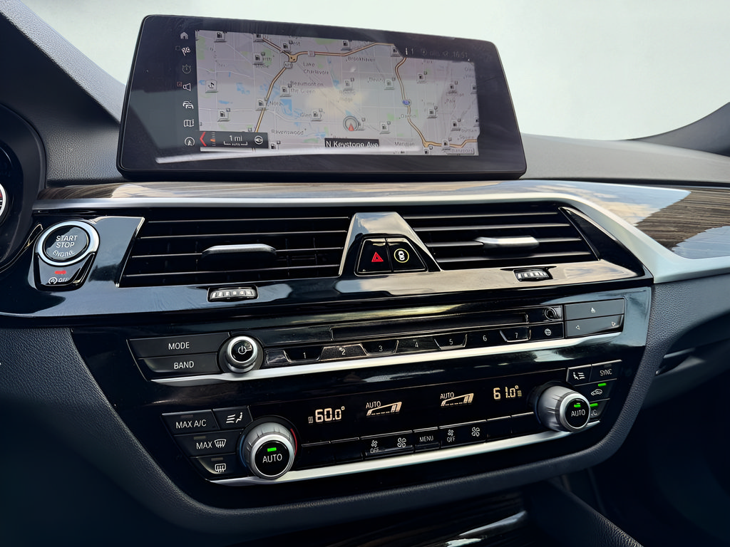 Used 2017 BMW 540i RWD image 42