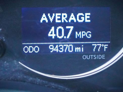 Used 2017 Lexus CT 200h 200h w/ Seat Comfort Package image 9