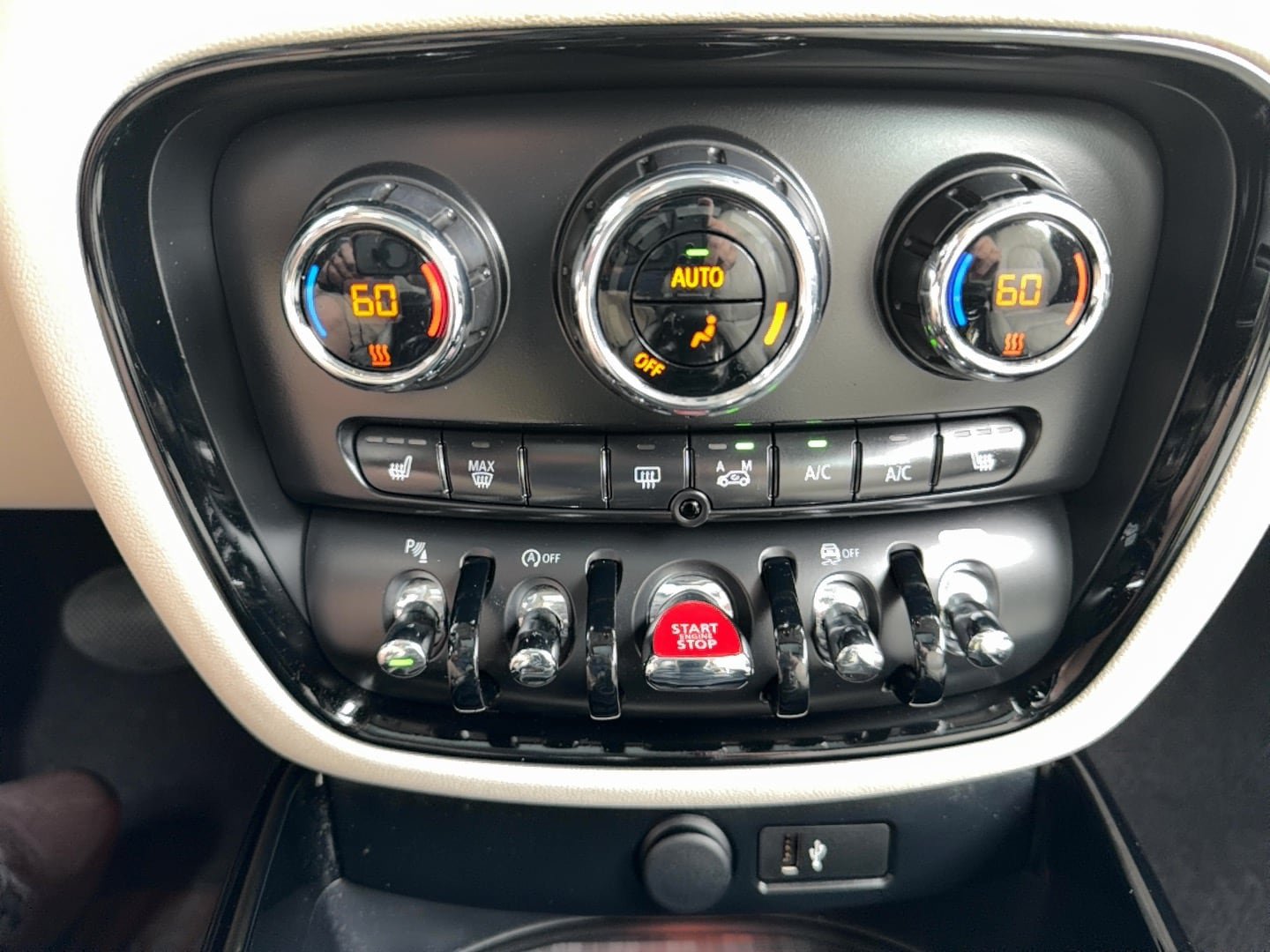 Used 2023 MINI Cooper Clubman S FWD image 10