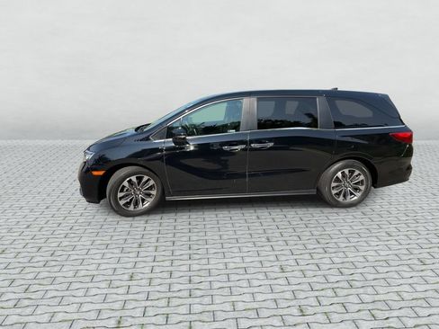 Used 2023 Honda Odyssey EX-L image 5