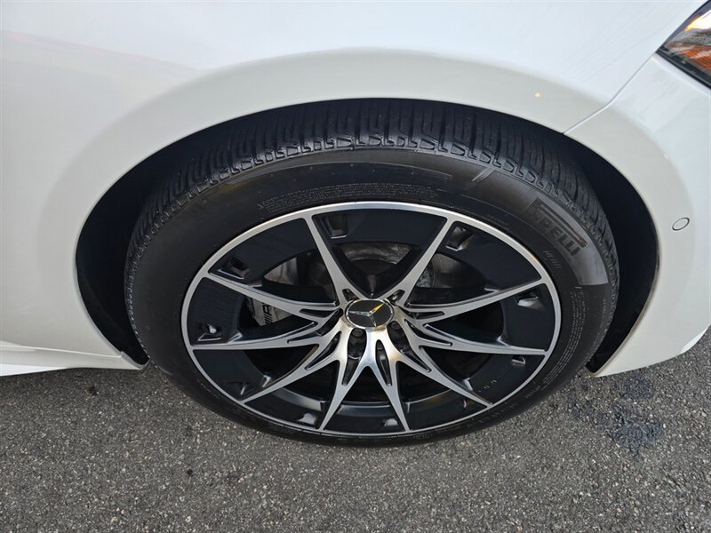 Used 2025 Mercedes-Benz CLE 53 AMG 4MATIC Cabriolet image 36