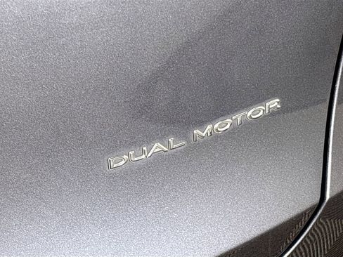 Used 2023 Tesla Model Y Long Range image 25