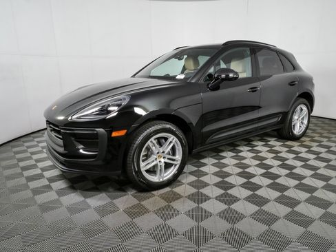 New 2026 Porsche Macan AWD/4WD image 2