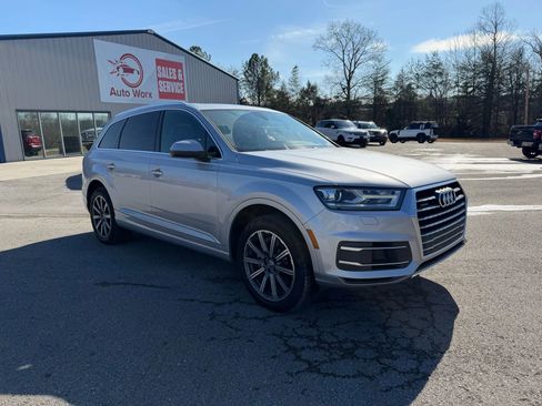 Used 2018 Audi Q7 3.0T Premium Plus AWD/4WD image 32