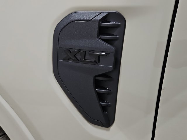 New 2026 Ford Ranger XLT w/ Black Appearance Package AWD/4WD image 21