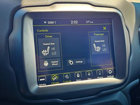 Certified 2022 Jeep Renegade Limited AWD/4WD image 24