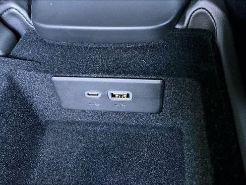 Used 2025 Chevrolet Corvette Stingray Coupe w/ Battery Protection Package RWD image 18