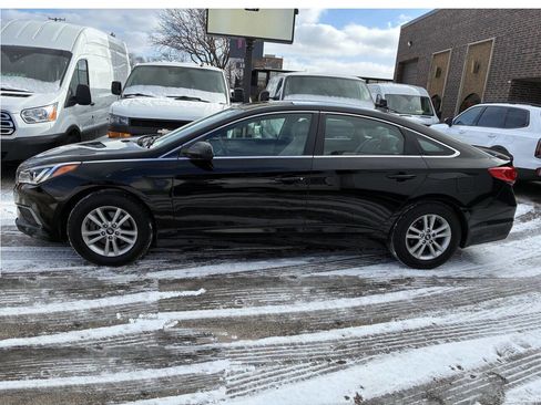 Used 2017 Hyundai Sonata SE w/ Cargo Package image 9