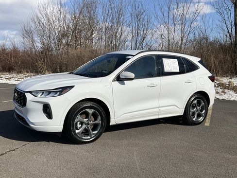 Used 2023 Ford Escape ST-Line Select image 29