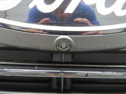 Used 2024 Ford F150 Platinum w/ FX4 Off-Road Package image 46