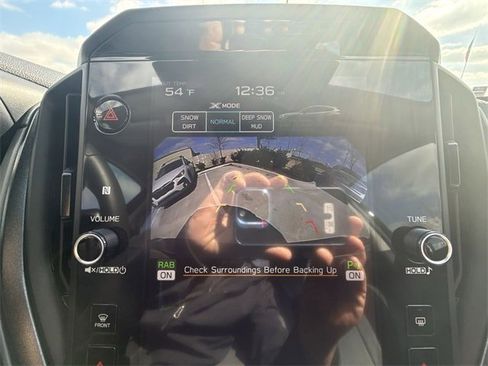 Used 2025 Subaru Crosstrek 2.5i Limited w/ Crosstrek Mirror Package image 17