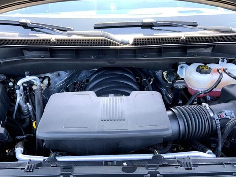 Used 2024 Cadillac Escalade ESV Sport w/ LPO, ONYX Package AWD/4WD image 29