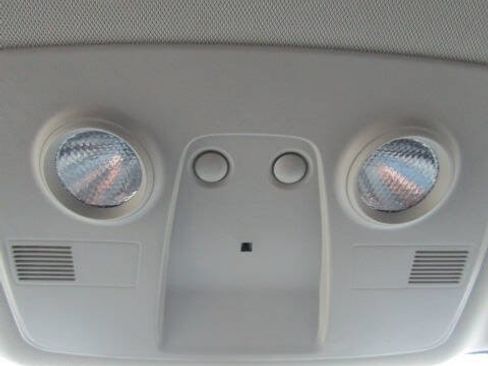 Used 2017 Chevrolet Traverse LS image 17