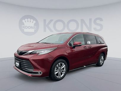 New 2026 Toyota Sienna Limited